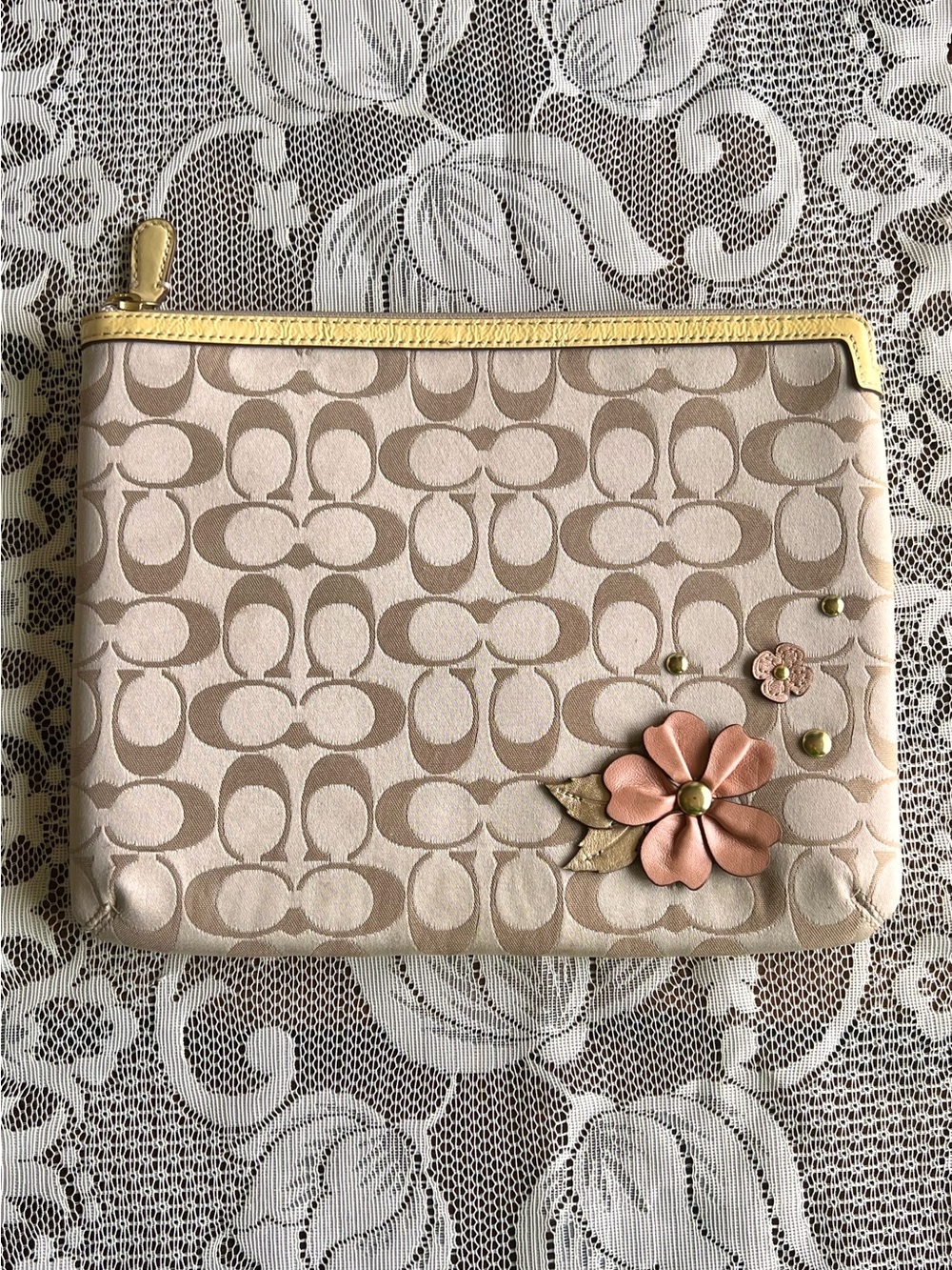 Coach y2k vintage monogram floral tablet case  bag